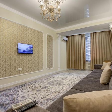 Apartament 2-Ком Квартира Biszkek Zewnętrze zdjęcie
