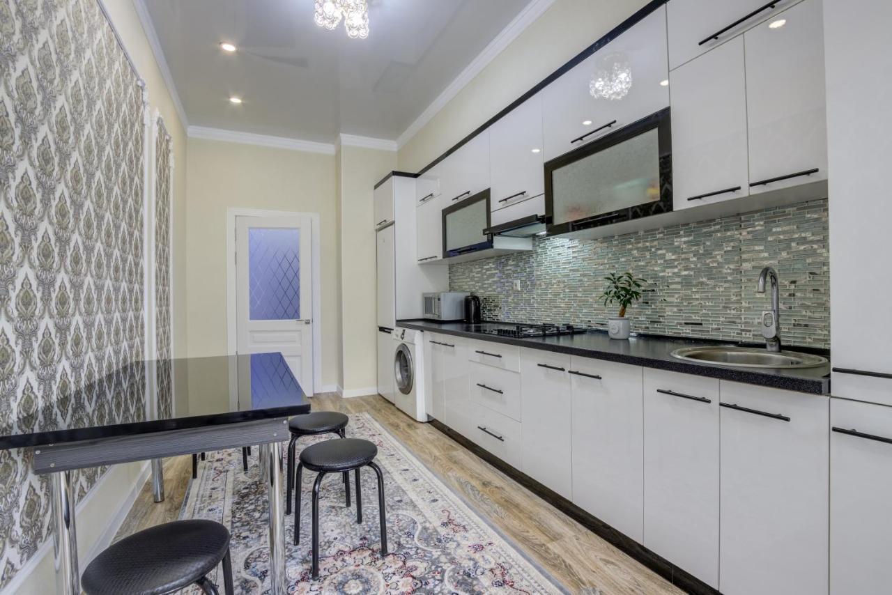 Apartament 2-Ком Квартира Biszkek Zewnętrze zdjęcie